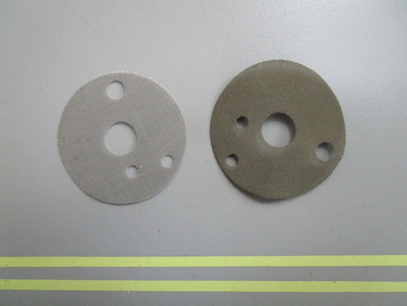 *NEW OEM* (LOT OF 2) 0810 OMC Johnson Evinrude Screen 311198 0311198