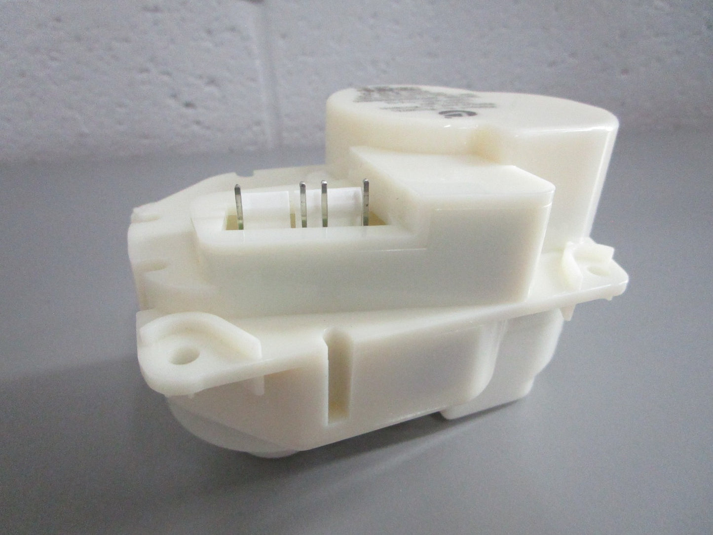 NEW OEM W10822606 Whirlpool Refrigerator Auger Motor 0820