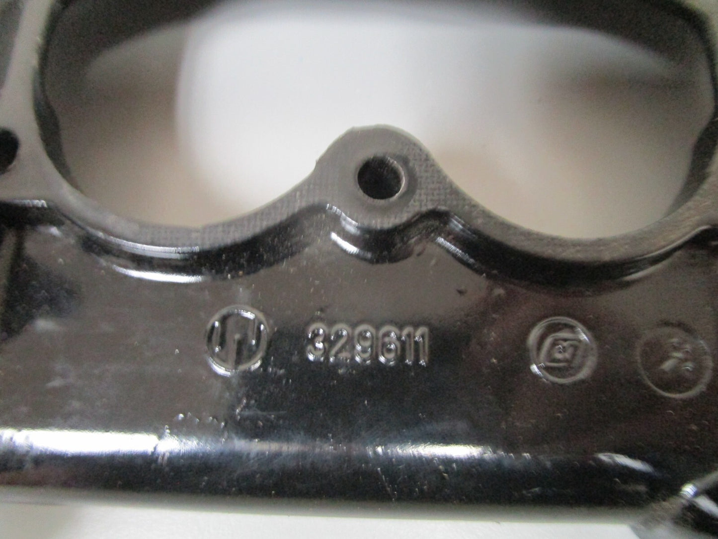 *NEW OEM* 0720 OMC Johnson Evinrude 65 80 88 90 100 110 112 140 hp Air Silencer