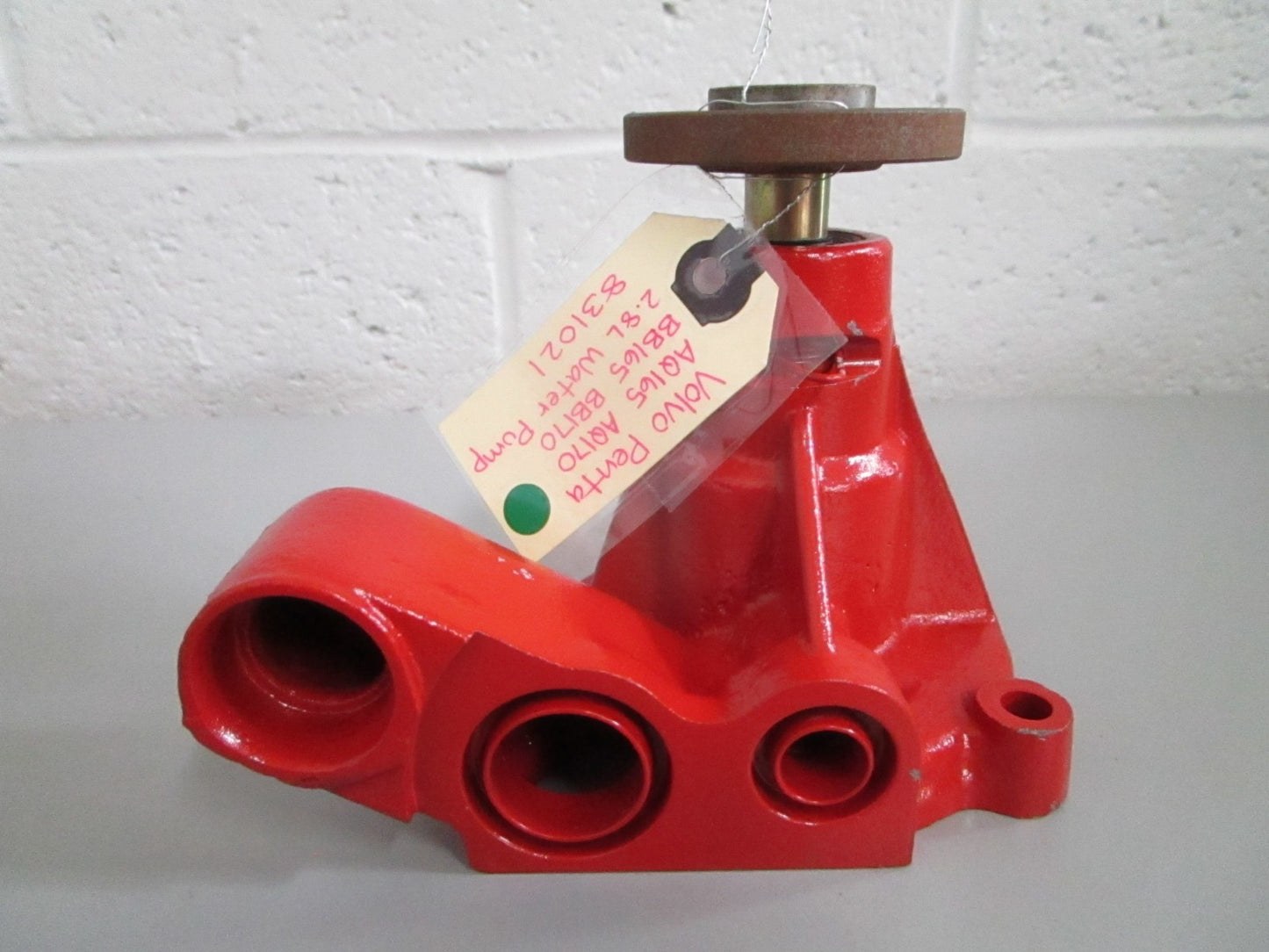 NEW OEM 831021 Volvo Penta AQ165 AQ170 BB165 BB170 2.8L Water Pump 0820