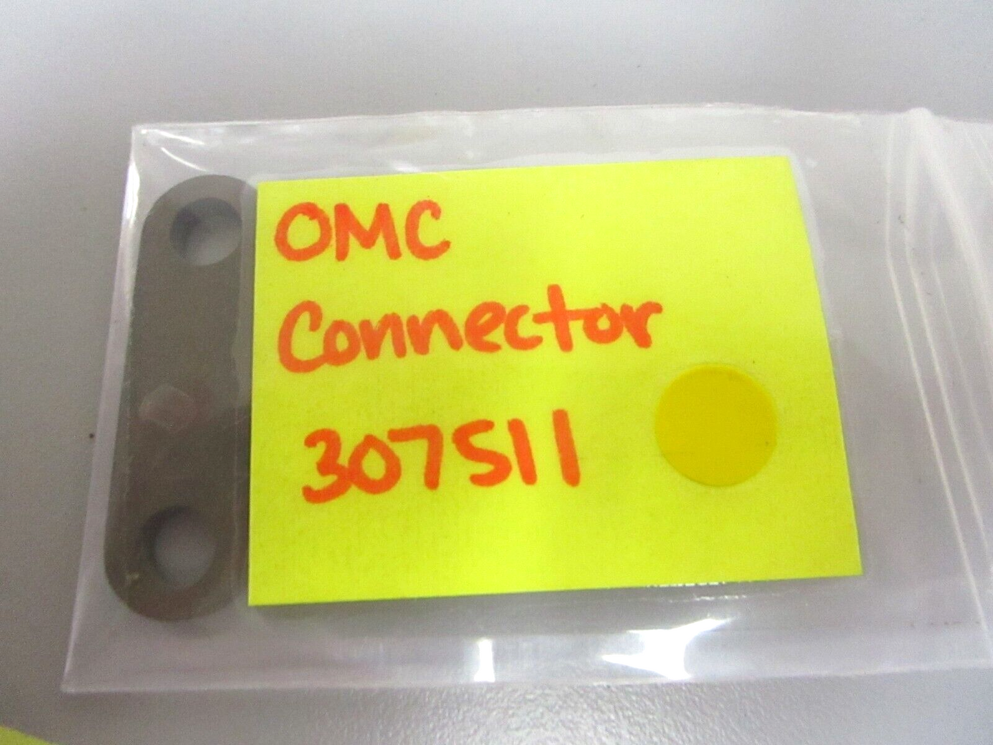 *NEW OEM* 0750 OMC Johnson Evinruide CONNECTOR 307511 0307511