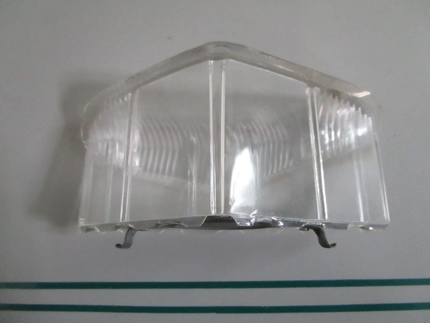 NEW OEM 1118260690 Mercedes-Benz Right Lens 0820