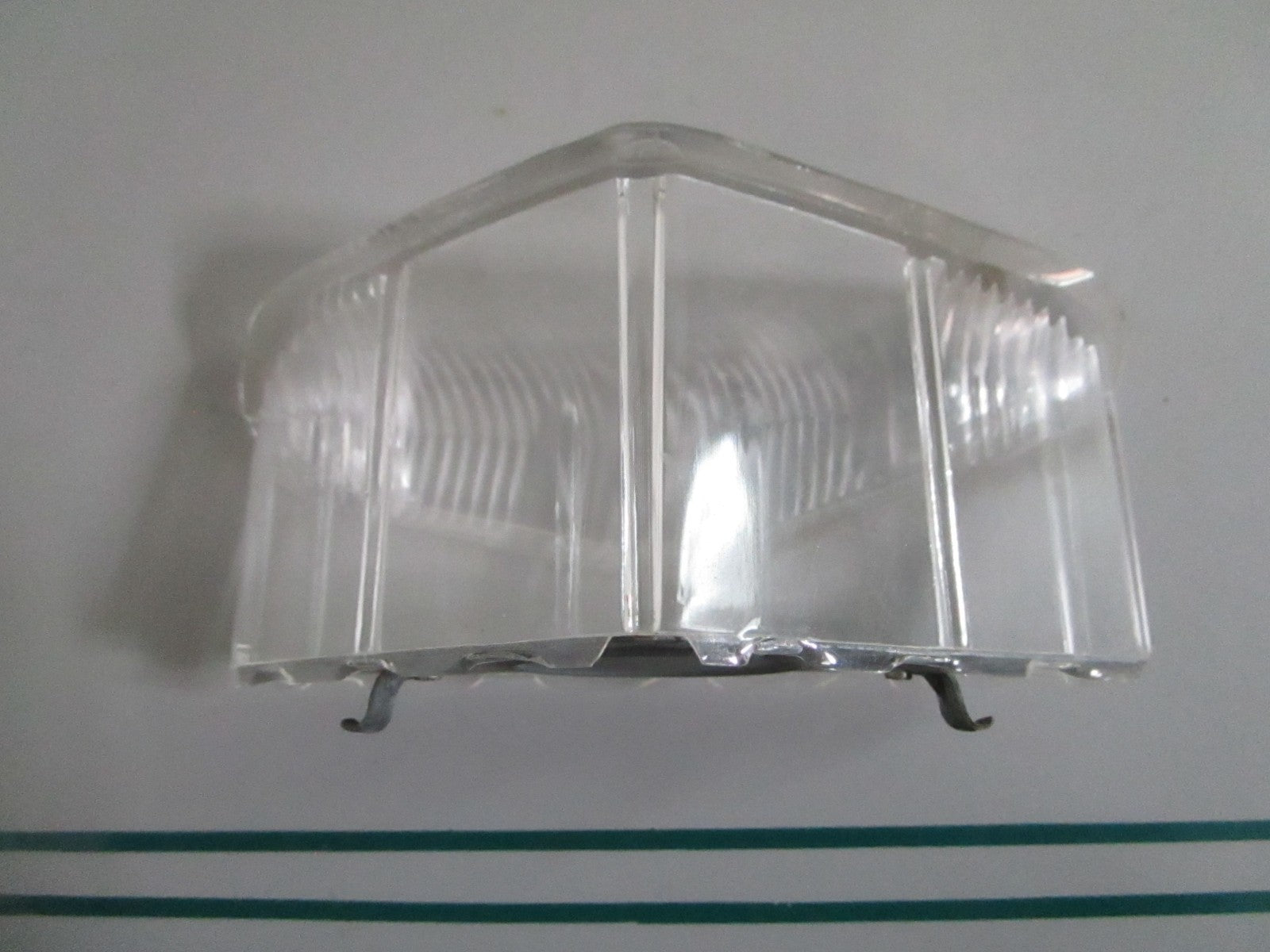 NEW OEM 1118260690 Mercedes-Benz Right Lens 0820