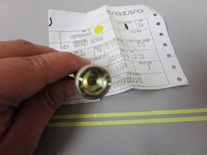 *NEW OEM* 0810 Volvo Penta Hexagon Socket Screw 984068