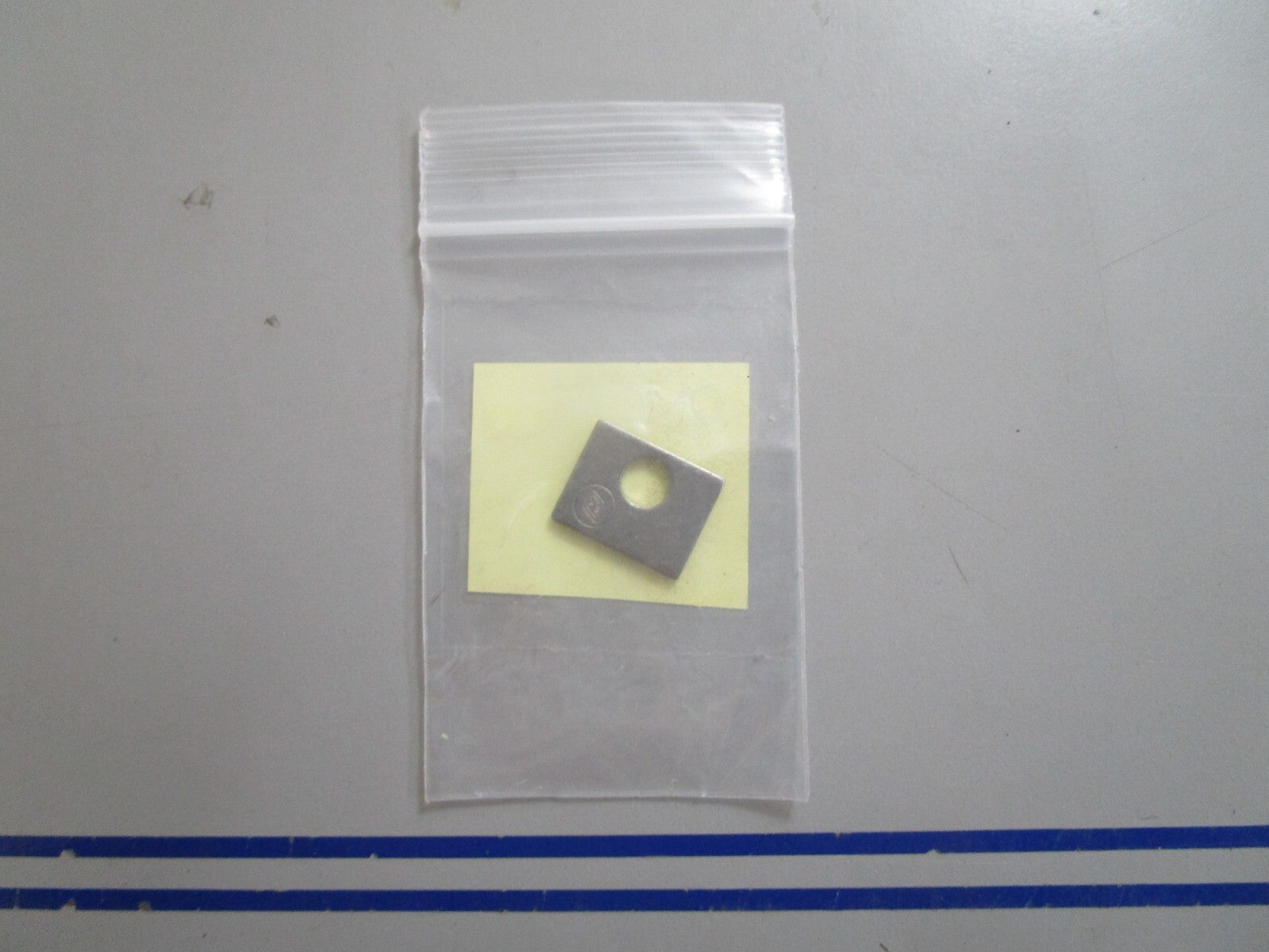 *NEW OEM* 0810 OMC Johnson Evinrude Washer 329590 0329590