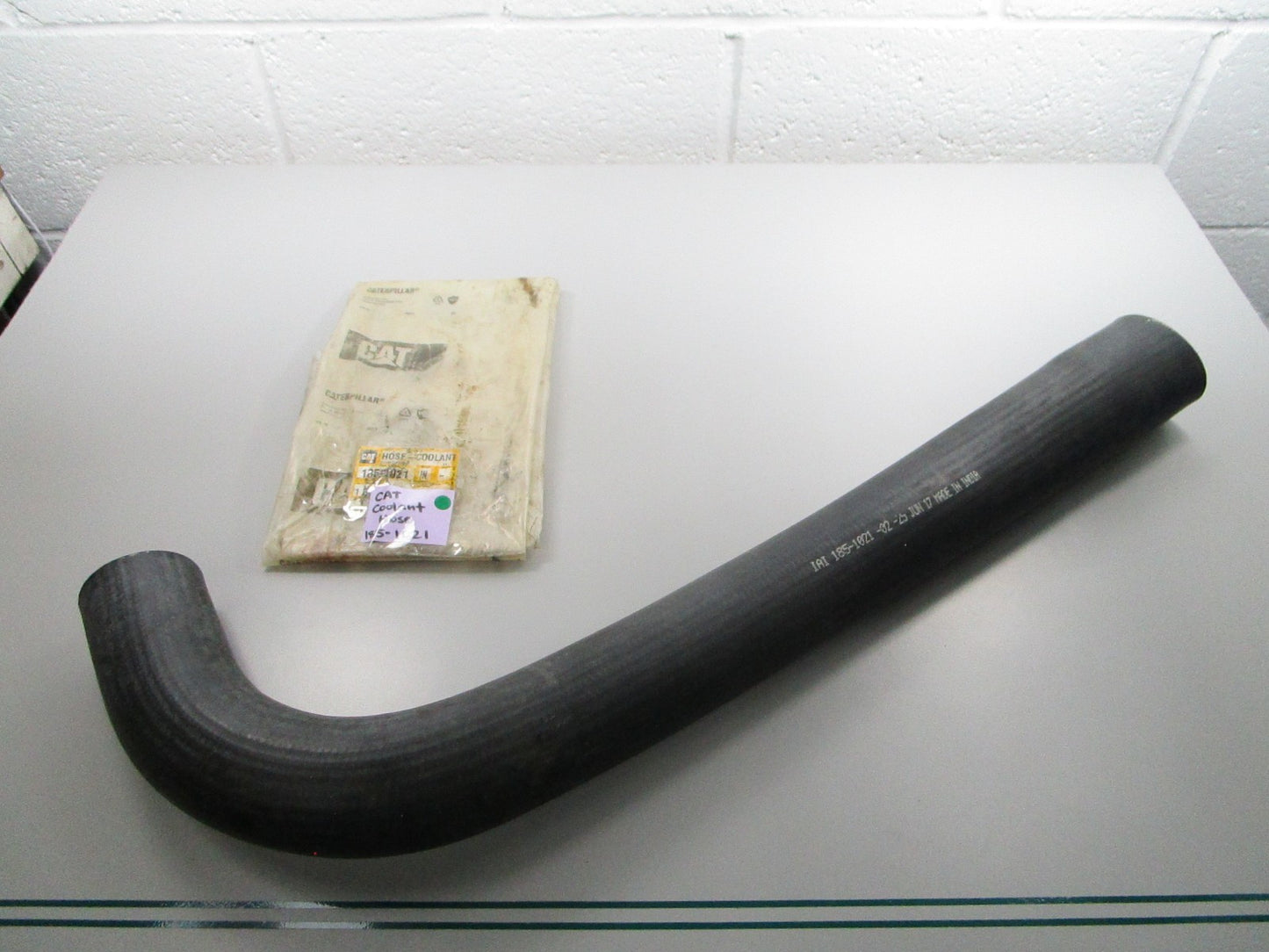 NEW OEM 185-1021 CAT Coolant Hose 0810