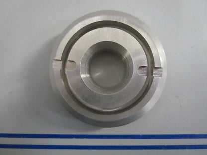 NEW OEM 57632-87D10 Suzuki Stopper 0820