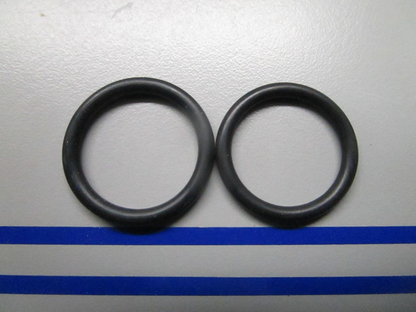 *NEW OEM* (LOT OF 2) 0810 OMC Johnson Evinrude O-Ring 310585 0310585