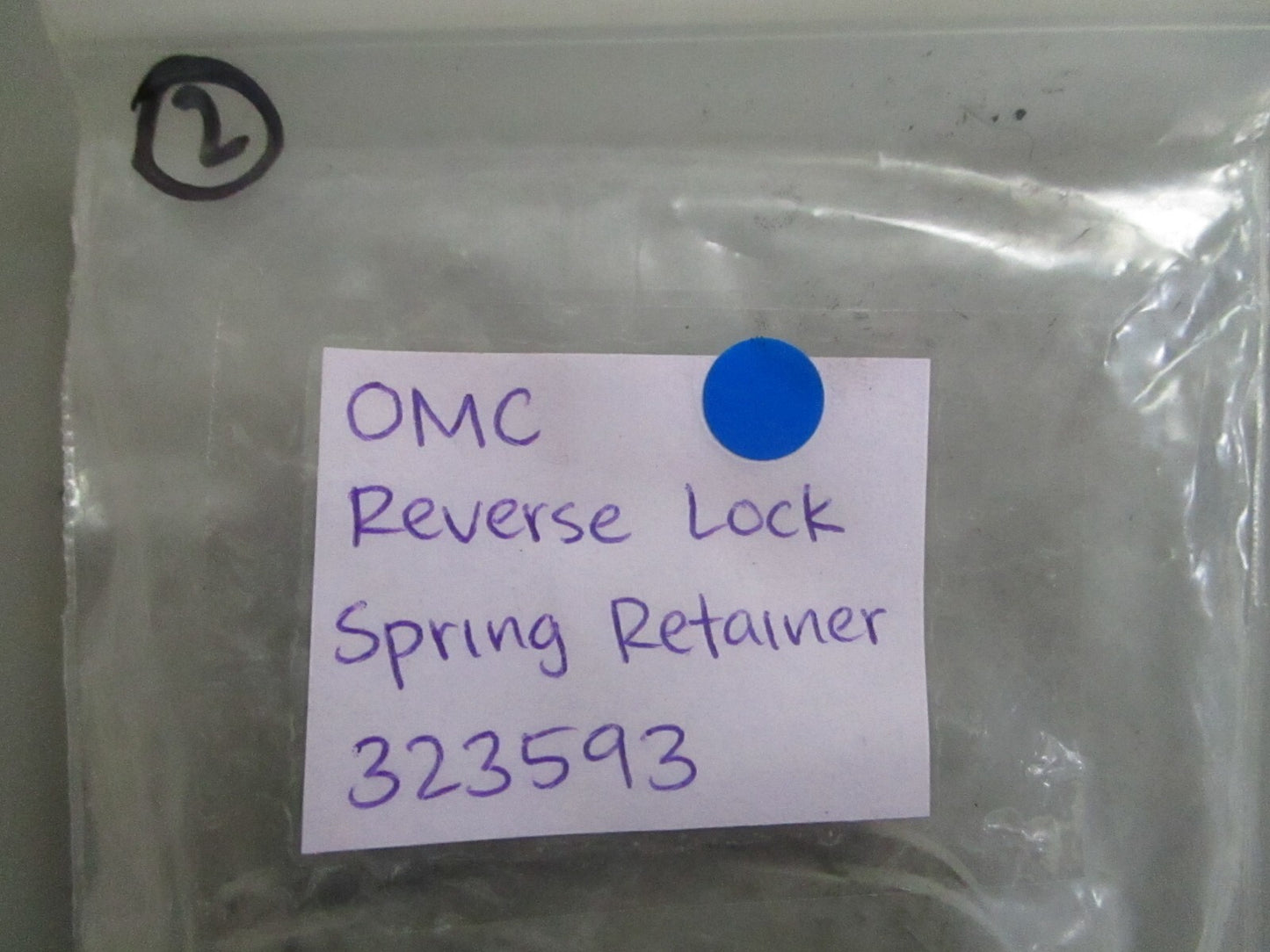*NEW OEM* 0810 OMC Johnson Evinrude Reverse Lock Spring Retainer 323593 0323593