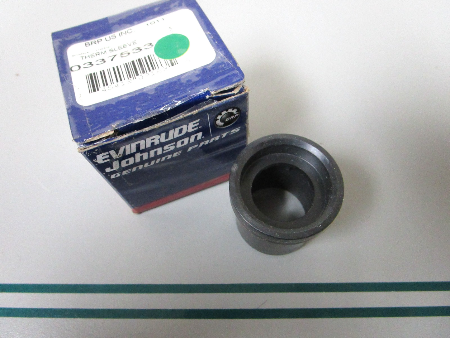 NEW OEM 337533 0337533 OMC Johnson Evinrude Thermostat Sleeve 0810