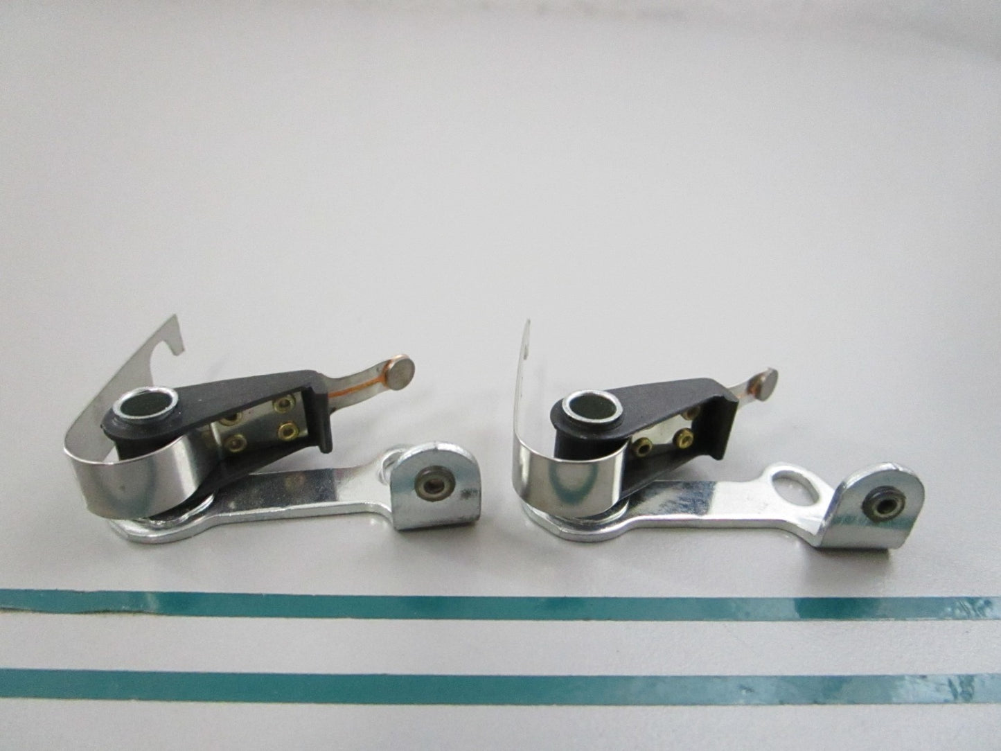 NEW OEM (LOT OF 2) 392-898253005 Mercury Quicksilver Breaker 0810