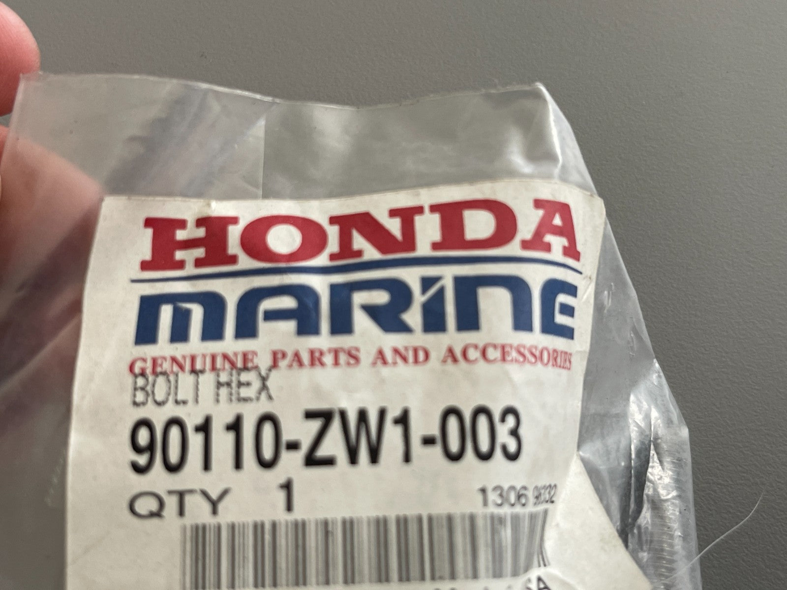 NEW OEM (LOT OF 4) 90110-ZW1-003 Honda Hex Bolt 0810