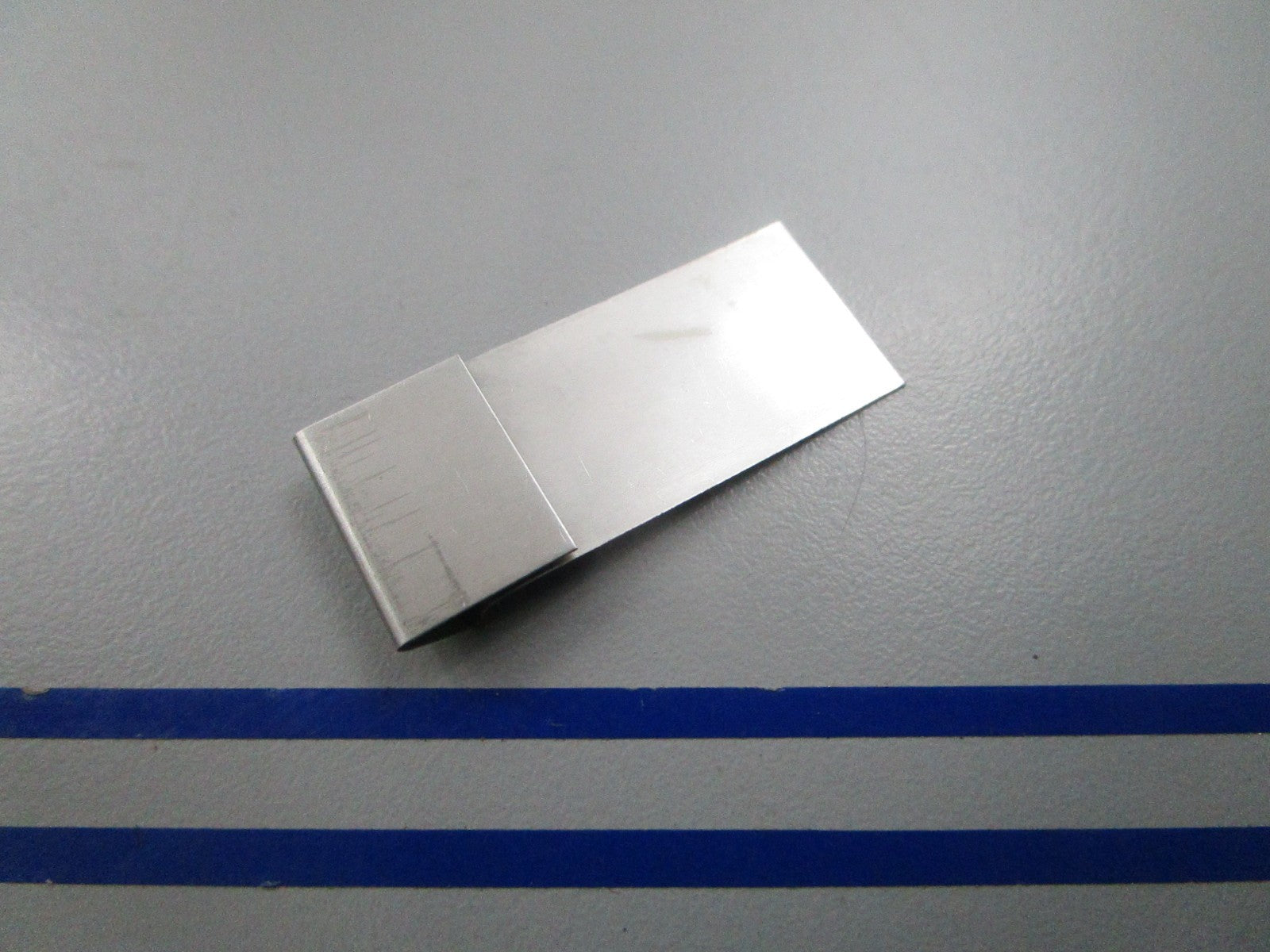 NEW OEM 312480 0312480 OMC Johnson Evinrude Deflector 0810