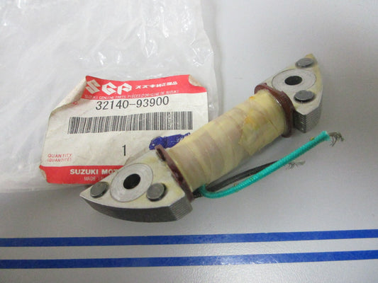 *NEW OEM* 0810 Suzuki Ignition Coil 32140-93900