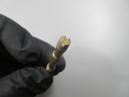 *NEW OEM* 0810 OMC Johnson Evinrude Needle Valve 431665 0431665