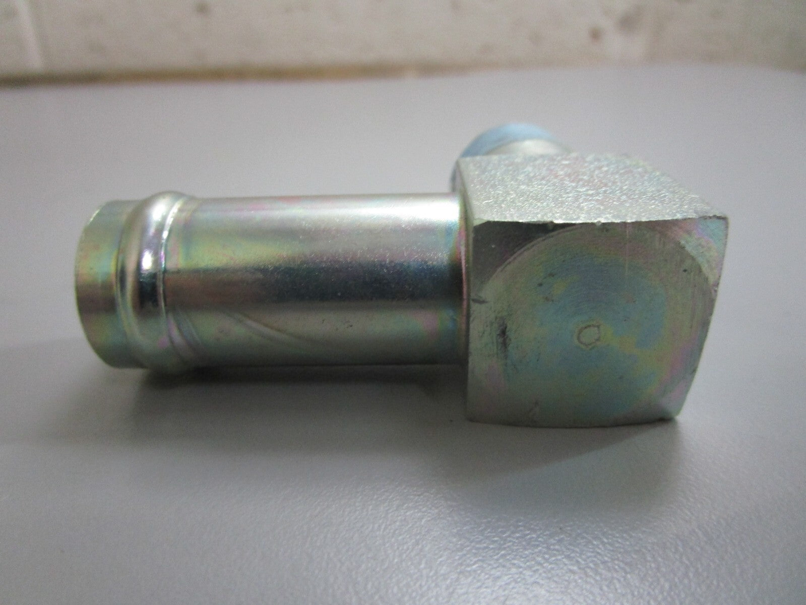 *NEW* 0820 Cummins Elbow Hose Coupling 3922830