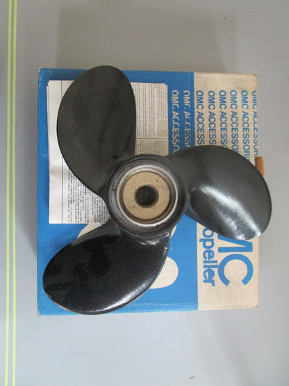*NEW OEM* 0820 OMC Johnson Evinrude 9 × 10 Propeller 389069 0389069