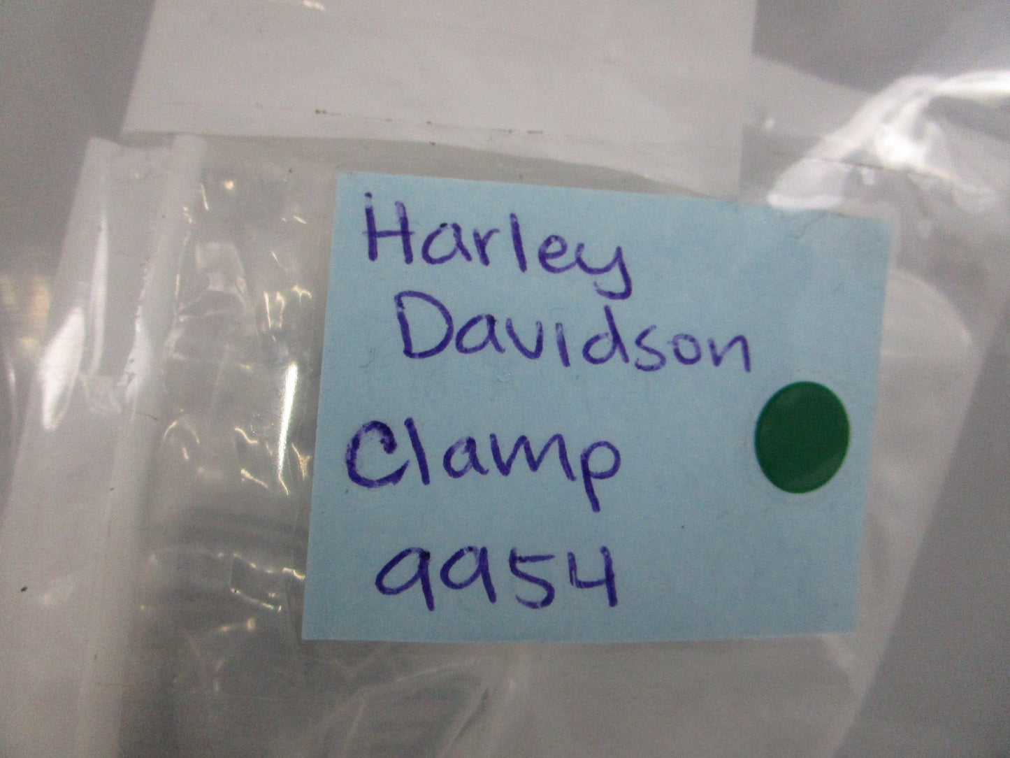 NEW OEM (LOT OF 4) 9954 Harley Davidson Clamp 0810