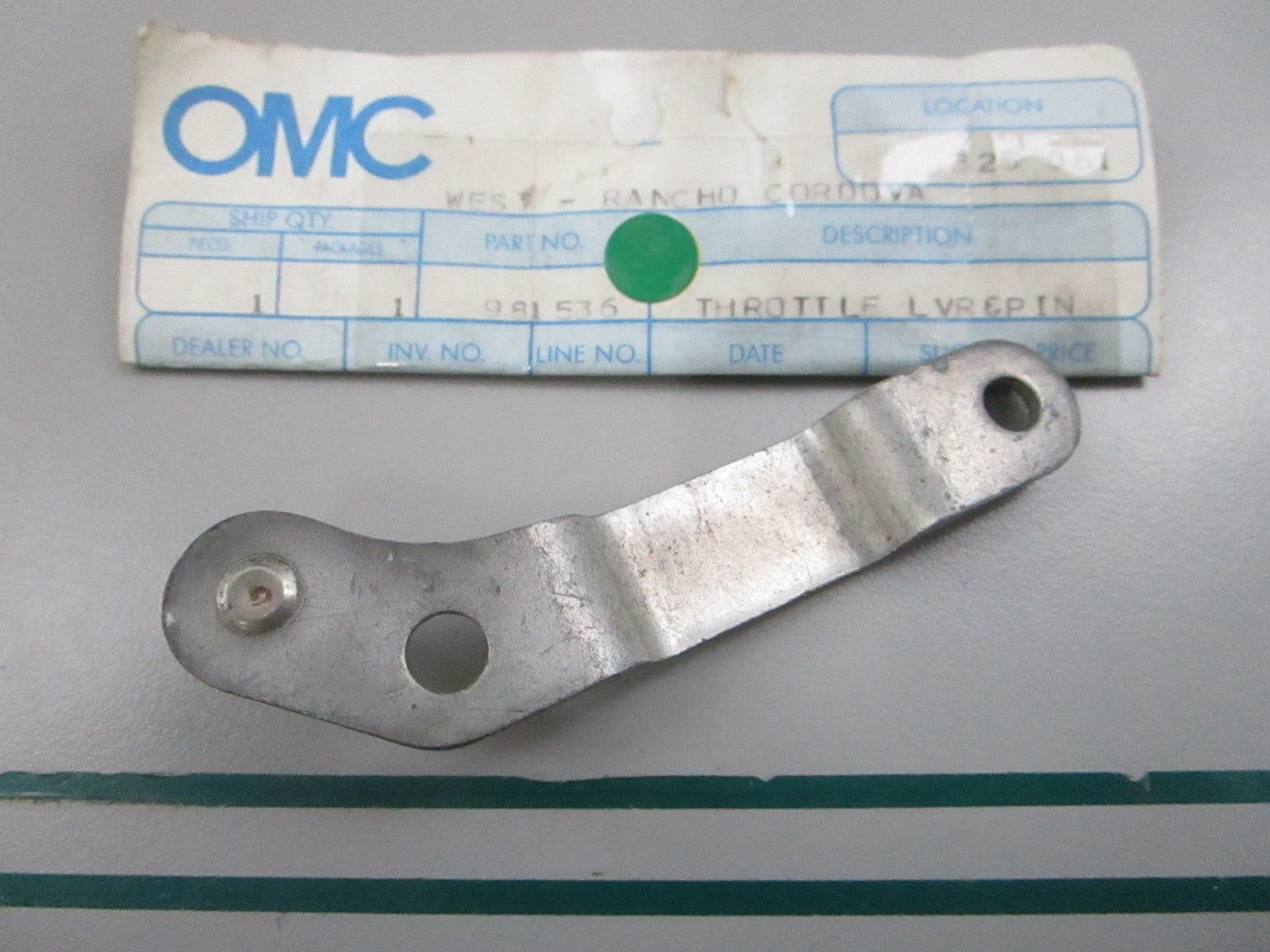 NEW OEM 981536 0981536 OMC Johnson Evinrude Lever & Pin 0810