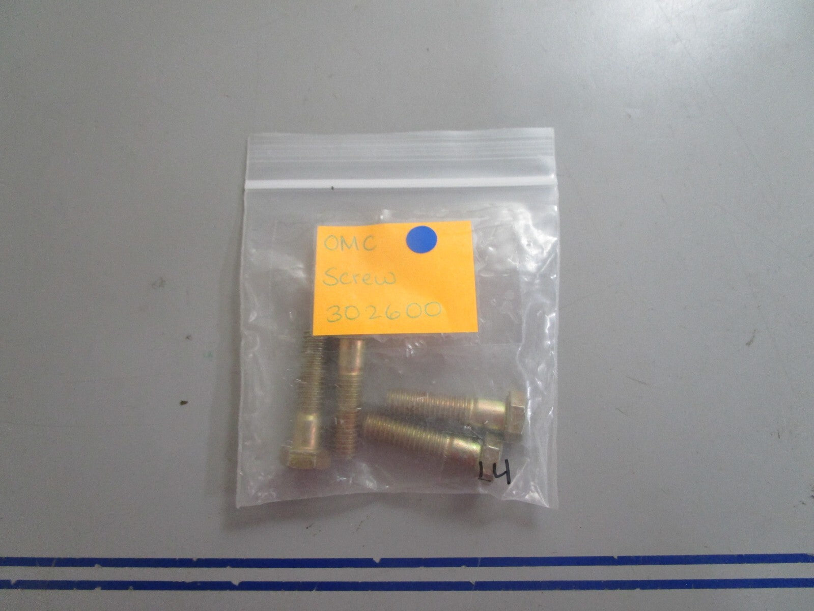 *NEW OEM* (LOT OF 4) 0810 OMC Johnson Evinrude Screw 302600 0302600
