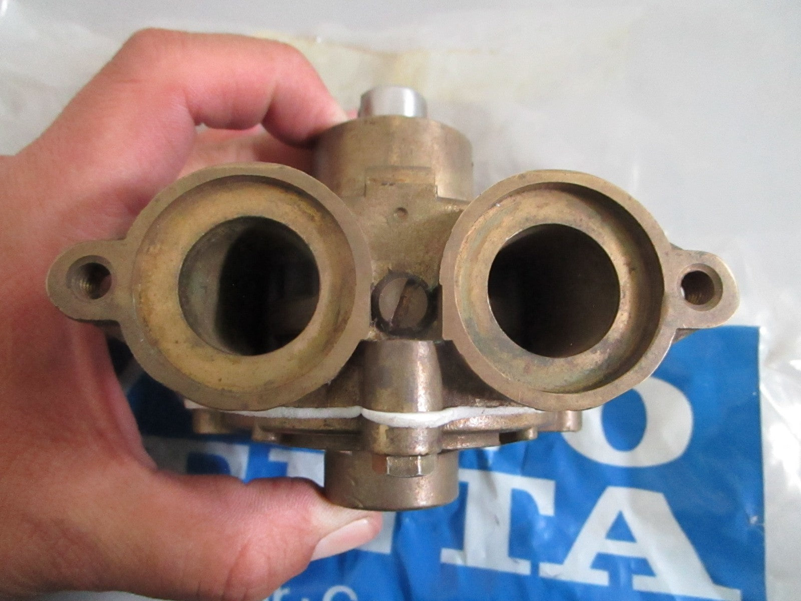 NEW OEM 855578 Volvo Penta Raw Sea Water Pump 0820