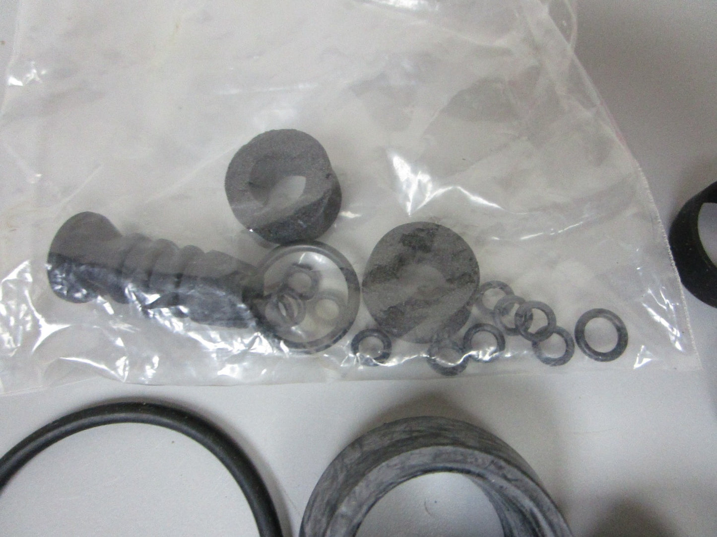 *NEW OEM* 0720 Volvo Penta Partial Sealing Kit 3858631
