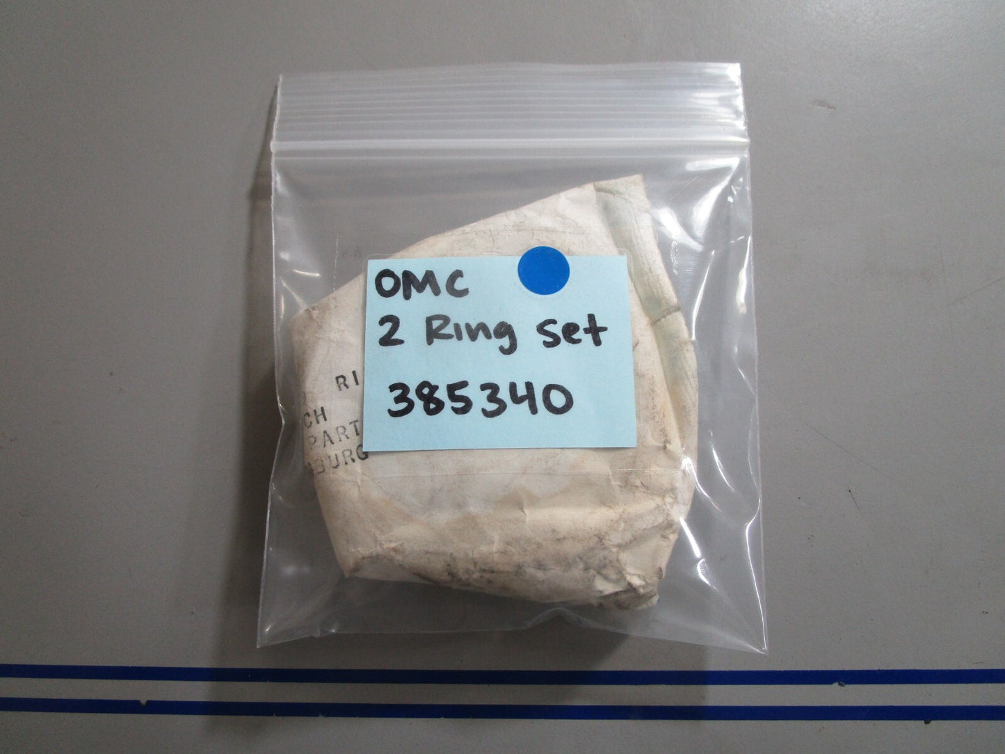 *NEW OEM* 0810 OMC Johnson Evinrude 2 Ring Set 385340 0385340