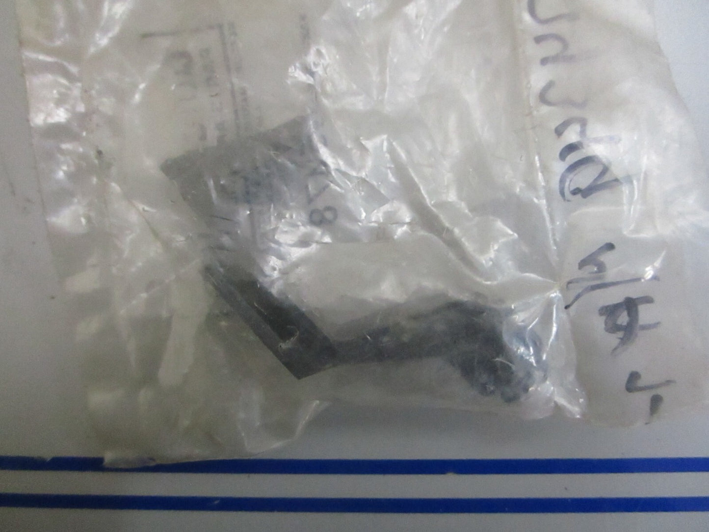 *NEW OEM* 0810 Mercury Quicksilver Cowl Latch Lever 65478