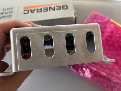 *NEW OEM* 0720 Generac Voltage Regulator 067680