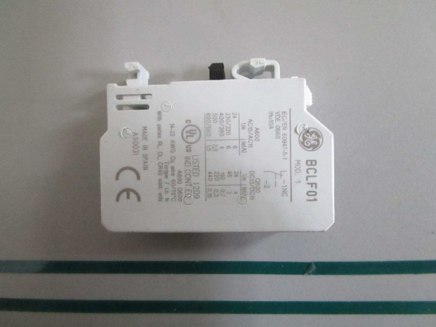 GE BCLF10 CL Series IEC Contactor 1NO Auxiliary Contact Block NEW OEM 0820