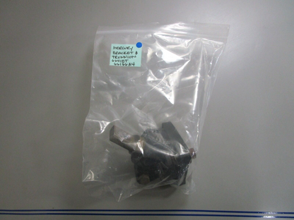 *NEW OEM* 0810 Mercury Quicksilver Bracket & Trunnion 66418T 66166A4