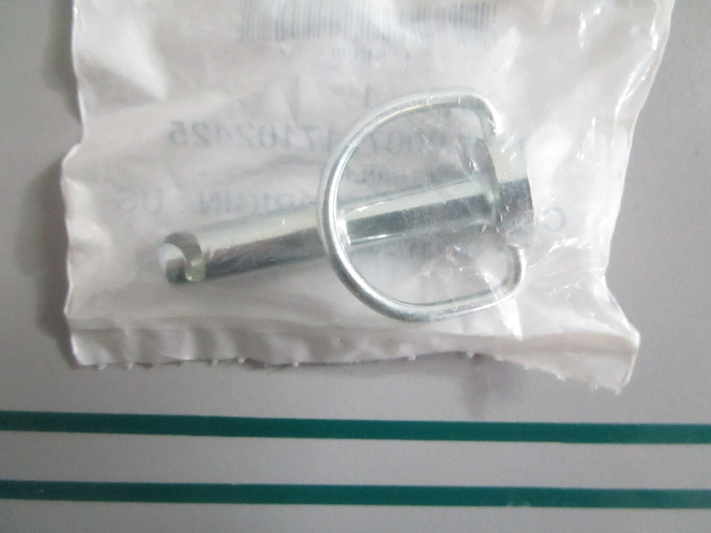 NEW OEM 7518983 Polaris ¼ Turn Stud 0820