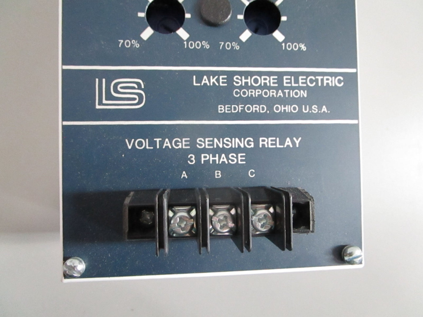 NEW OEM 70LSEUV9926220 Lake Shore 240V 3-Phase Voltage Sensing Relay 0820