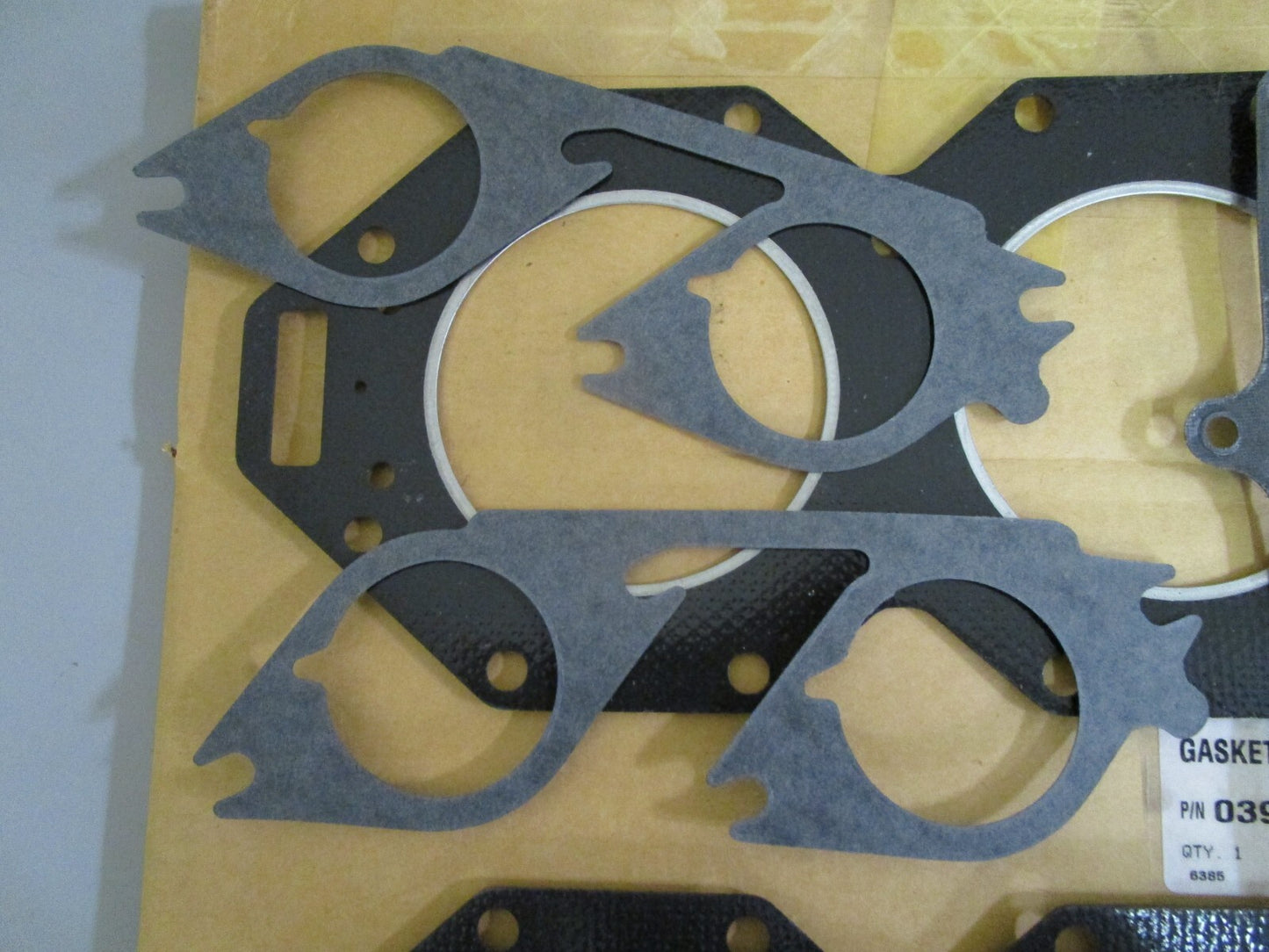 *NEW OEM* 0820 OMC Johnson Evinrude Powerhead Gasket Set 398355 0398355