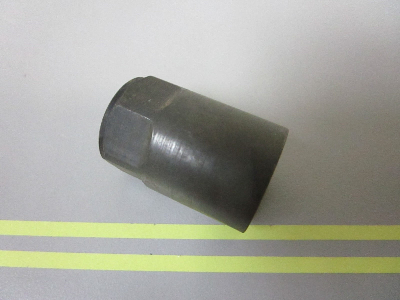 *NEW OEM* 0810 Volvo Penta Nut 844340