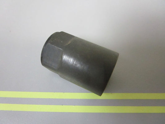 *NEW OEM* 0810 Volvo Penta Nut 844340