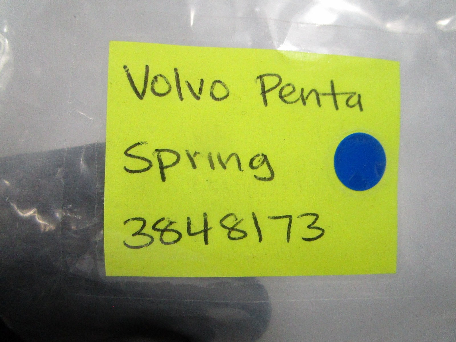 *NEW OEM* 0810 Volvo Penta Spring 3848173