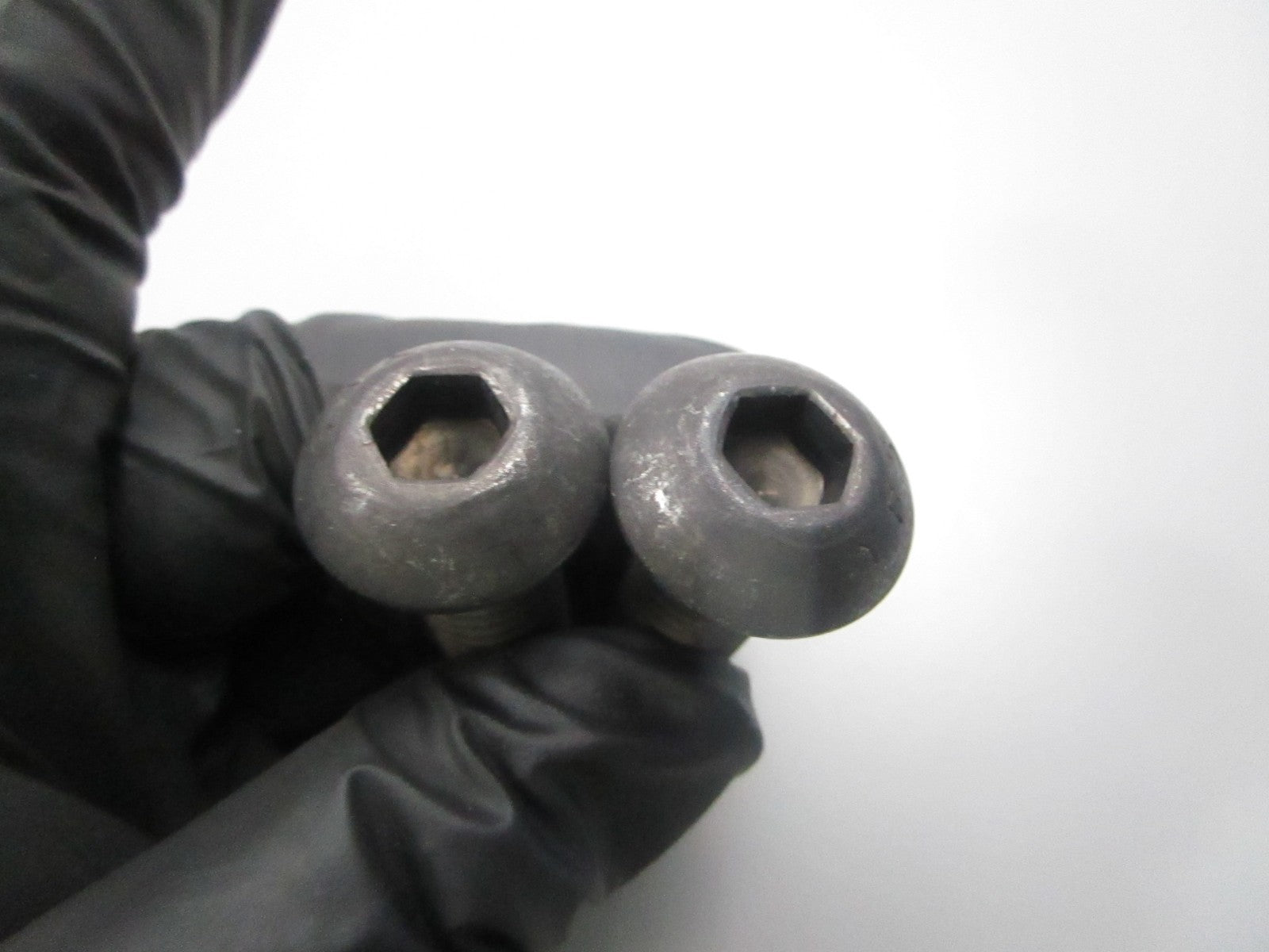 NEW (LOT OF 2) CR060019-035 For: Crown Total Source Bolt 0810