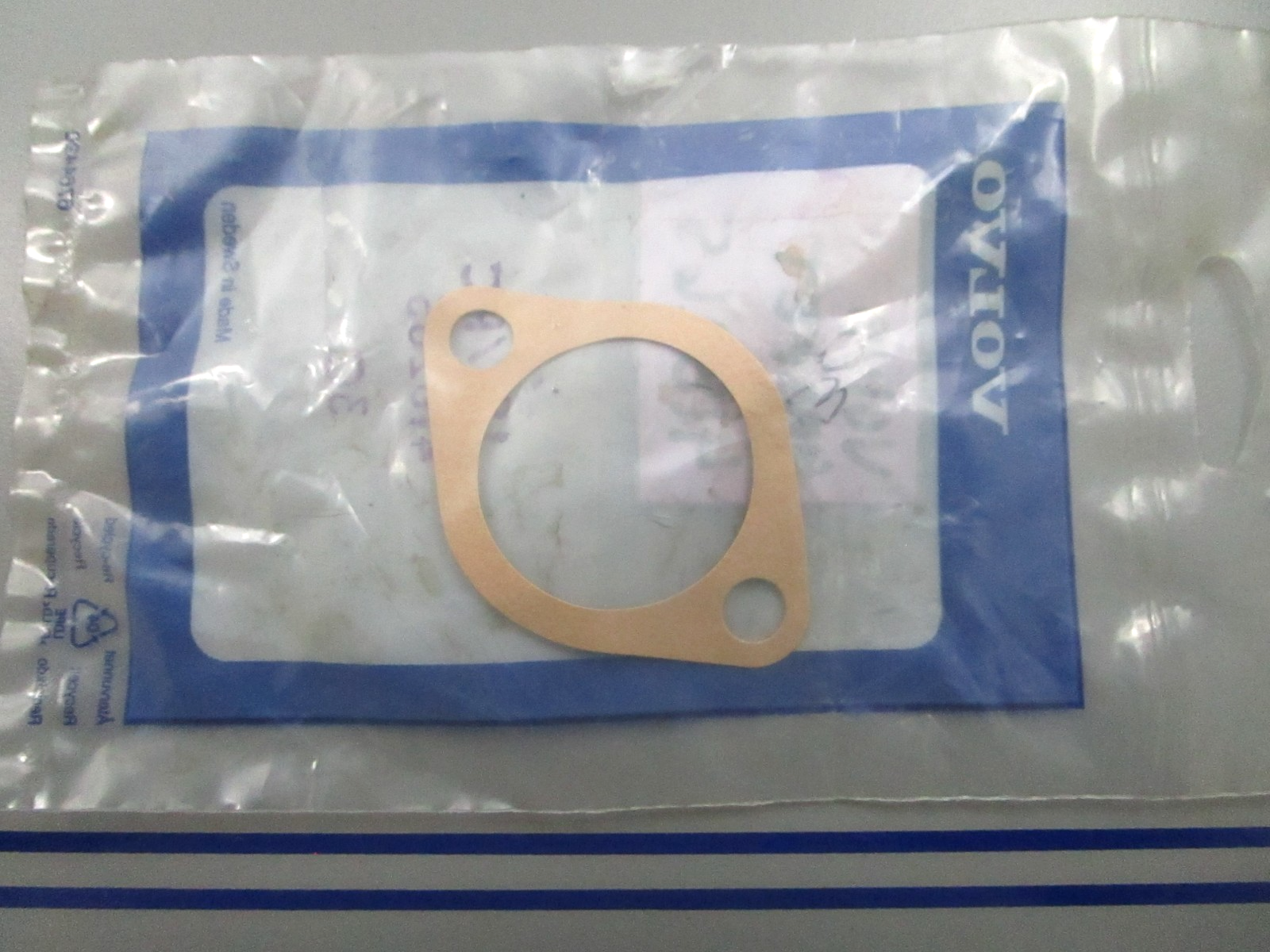 *NEW OEM* 0810 Volvo Penta Gasket 418265