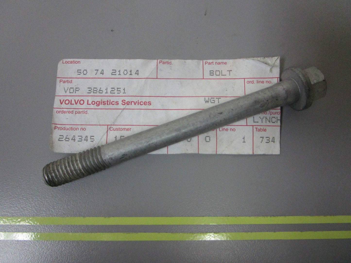 *NEW OEM* 0810 Volvo Penta Bolt 3861251