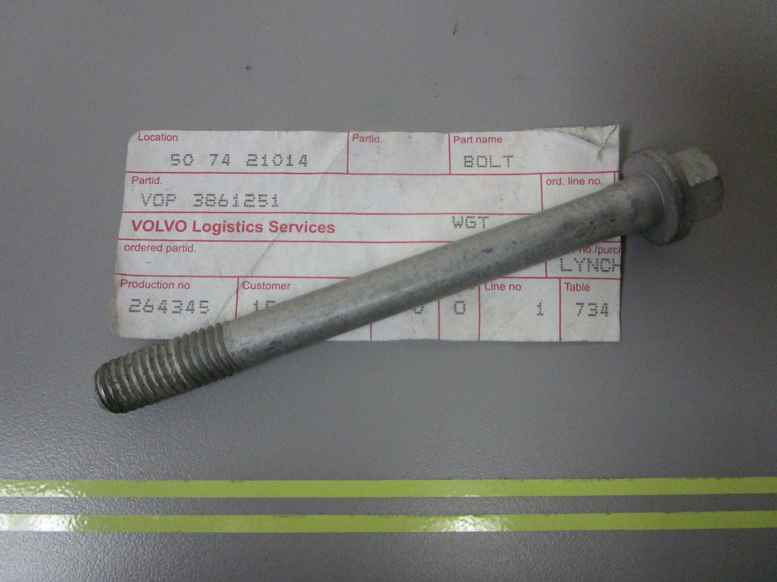 *NEW OEM* 0810 Volvo Penta Bolt 3861251