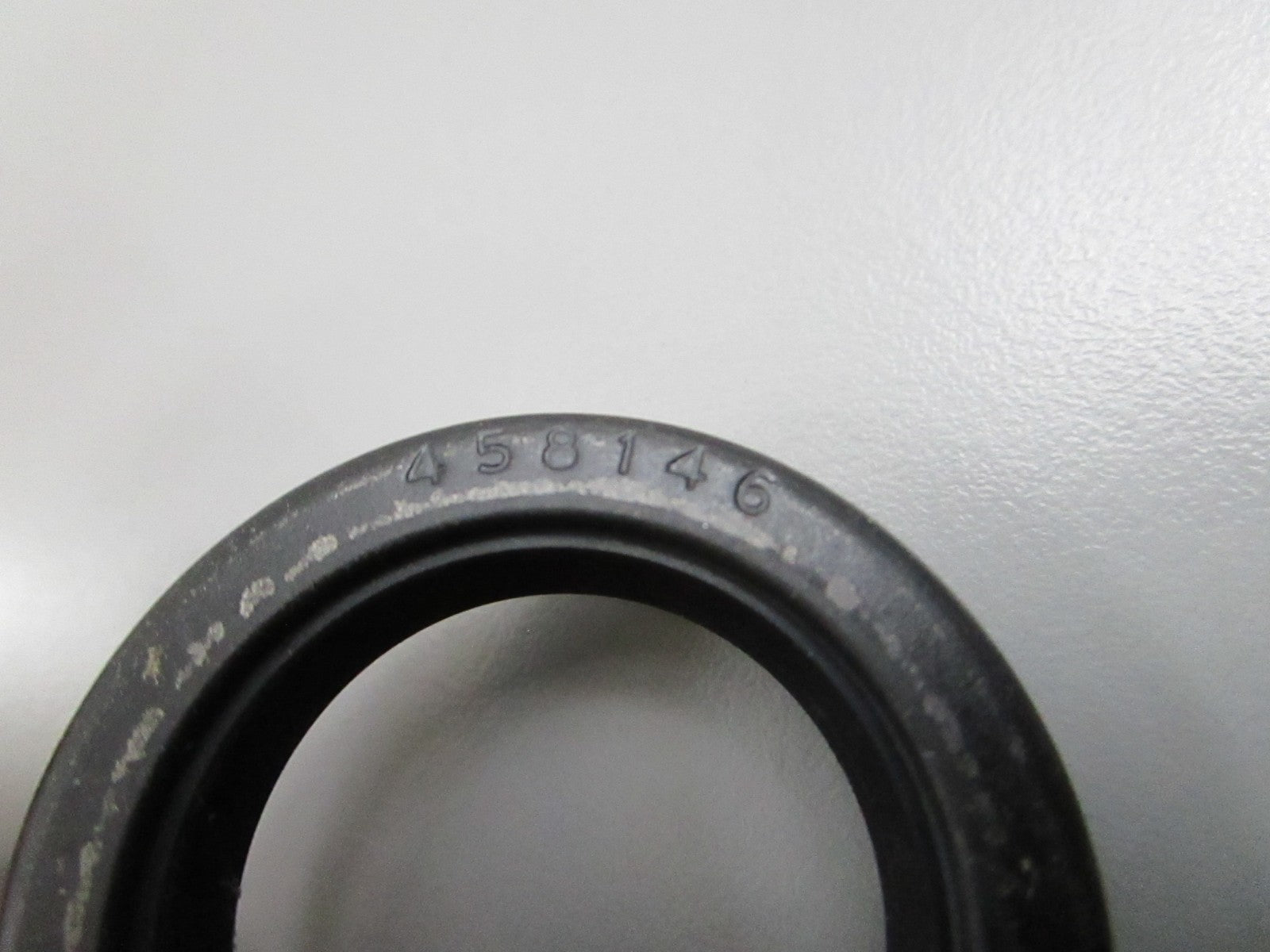 NEW OEM 26-F458146 Mercury Quicksilver Seal 0810