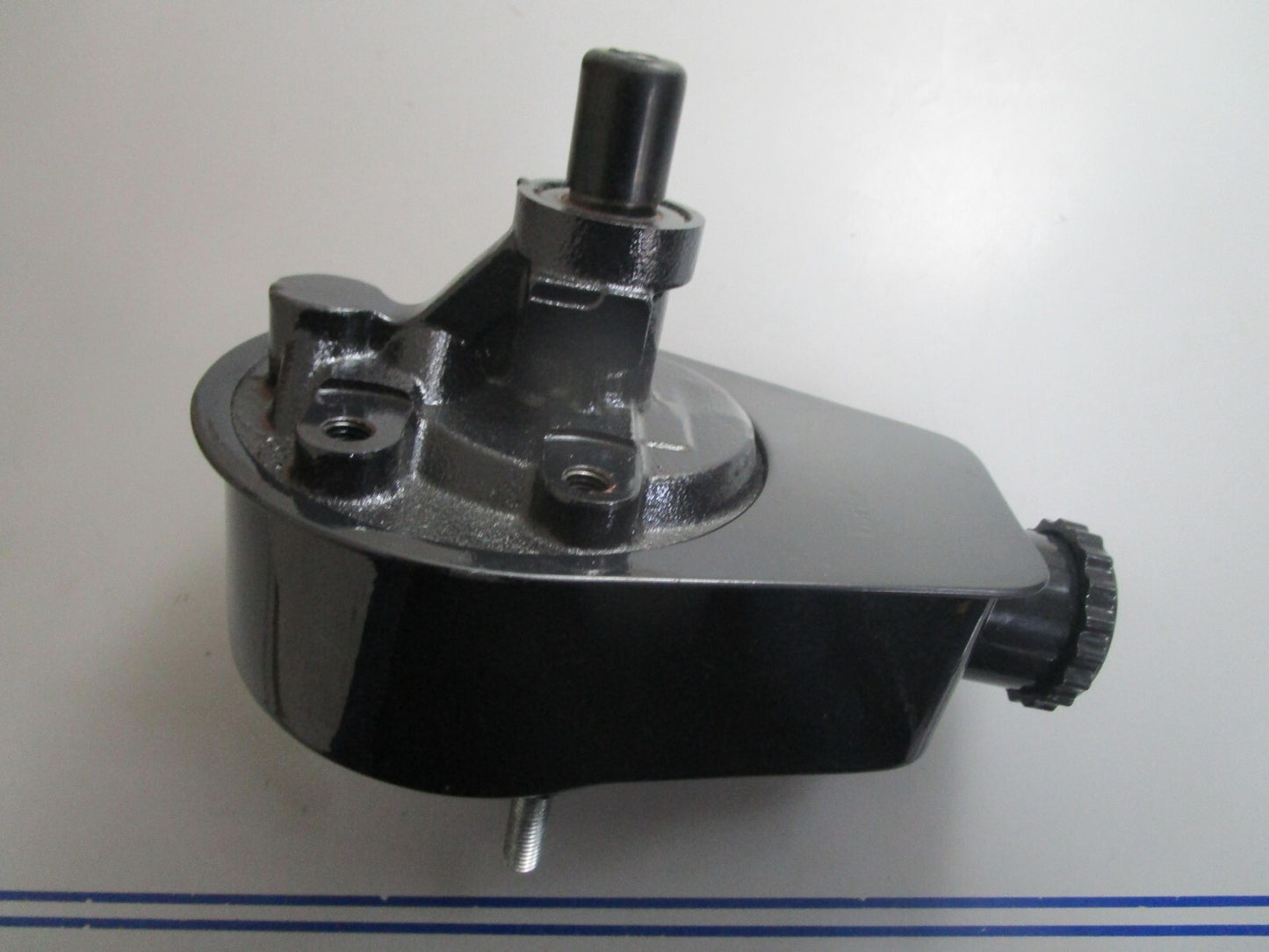 *NEW OEM* 0820 Volvo Penta Steering Pump 3888323