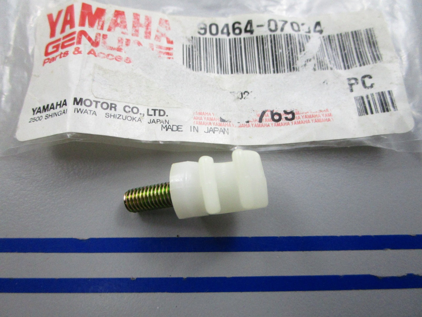NEW OEM 90464-07034-00 Yamaha Clamp 0810