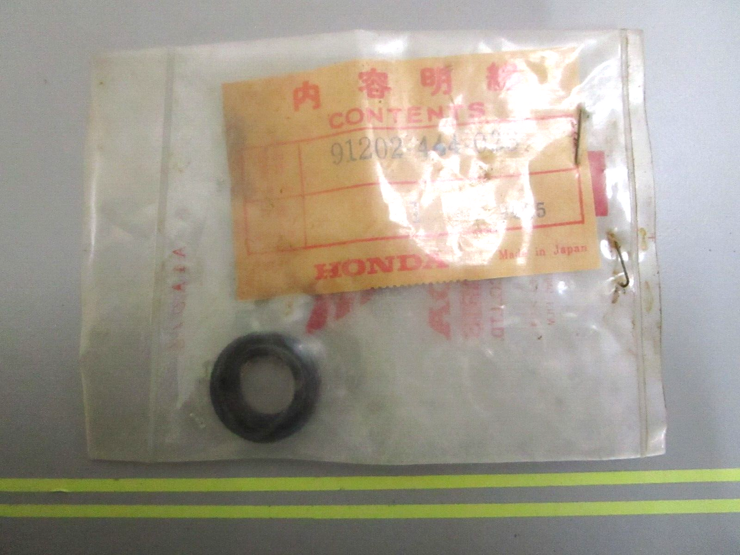 *NEW OEM* 0750 Honda OIL SEAL 91202-444-023
