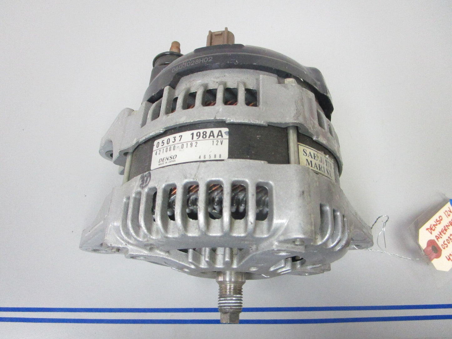 *NEW OEM* 0720 Denso 12V Alternator 05037 198AA 421000-0192