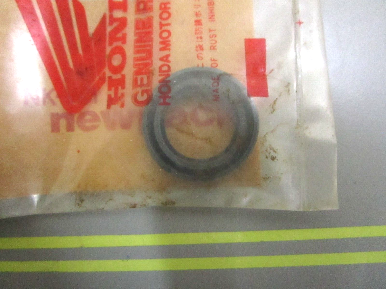 *NEW OEM* 0750 Honda OIL SEAL 91202-283-013
