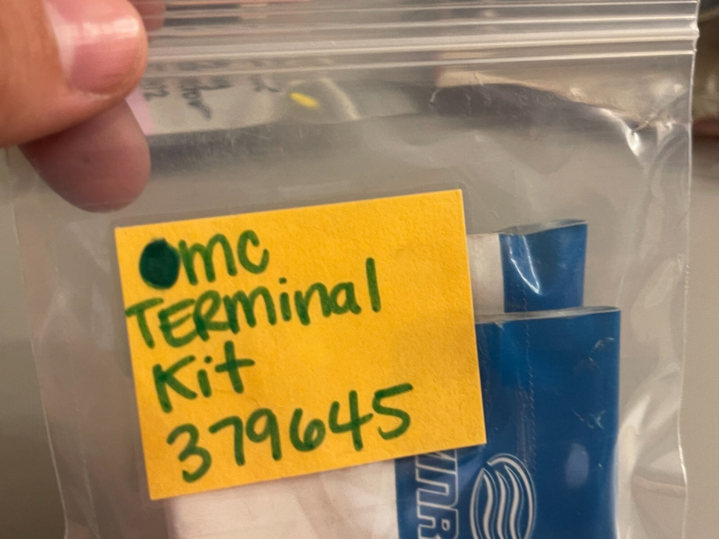 *NEW OEM* 0750 OMC Johnson Evinrude TERMINAL KIT 379645 0379645