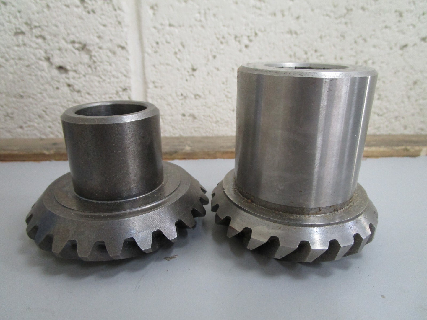 *NEW OEM* 0820 Mercury Quicksilver Spiral Gear Assy 43-36342A 1