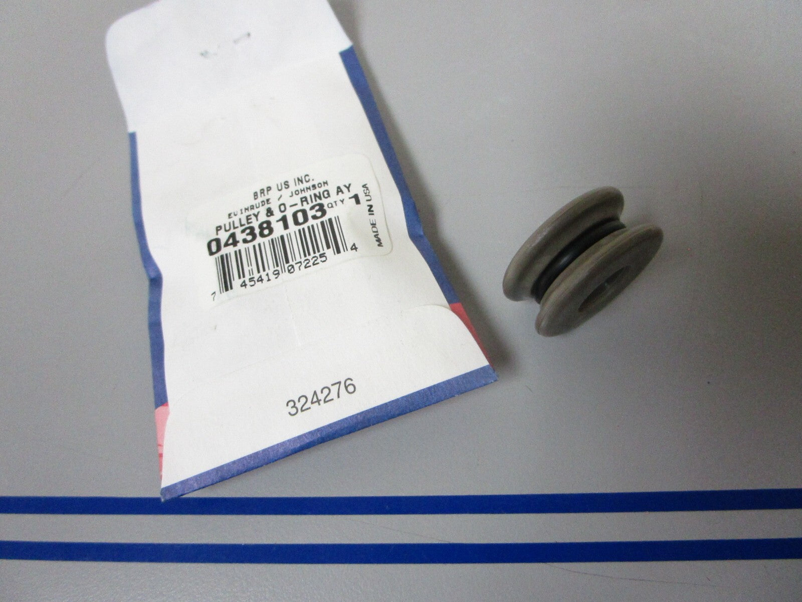 *NEW OEM* 0810 OMC Johnson Evinrude Pulley & O-Ring Assembly 438103 0438103